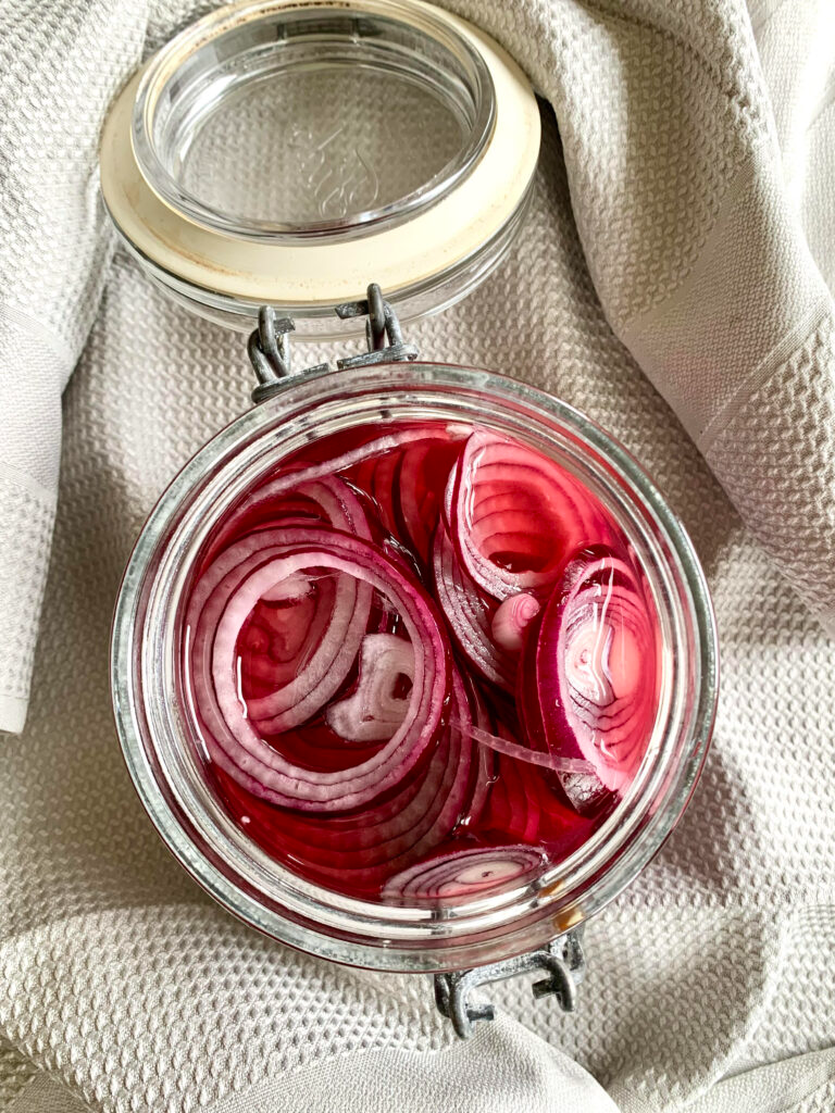 Pickles d'oignons rouges